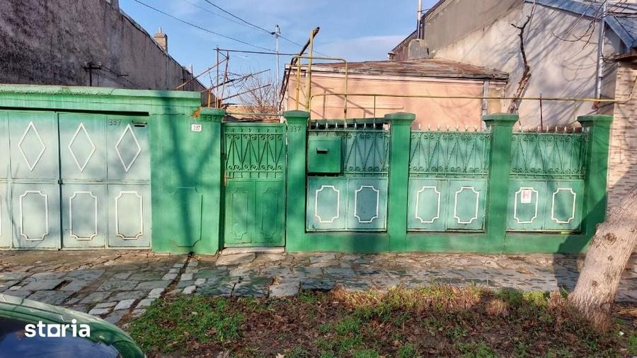 Casă cu 3 camere cu Teren 390 Mp în Gării