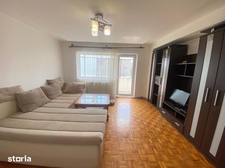 Apartament cu 2 camere decomandat, mobilat în Central