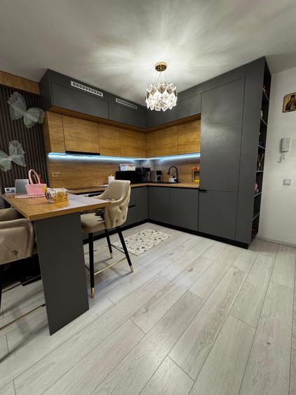 Apartament cu 2 camere semidecomandat în Central