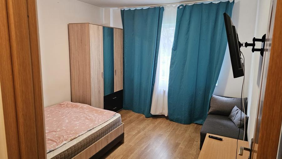 Apartament cu 2 camere semidecomandat, mobilat în Podu Roș — fotografia 2