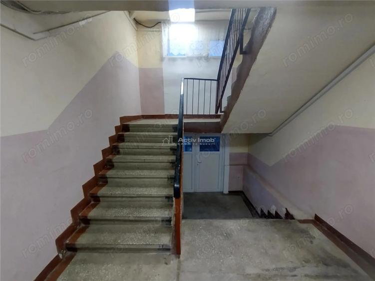 Apartament cu 2 camere decomandat, mobilat în Vest