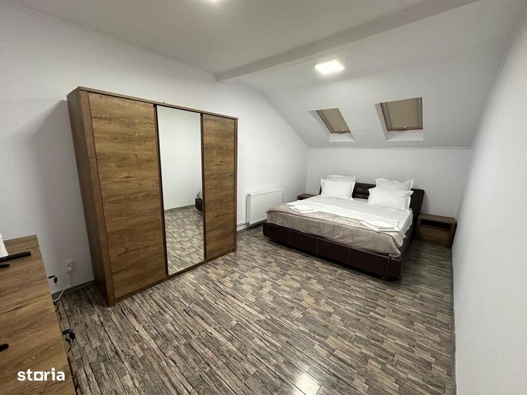 Casă cu 4 camere decomandat în Central
