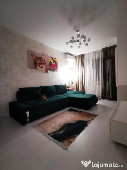 Apartament cu 2 camere semidecomandat în Fundeni