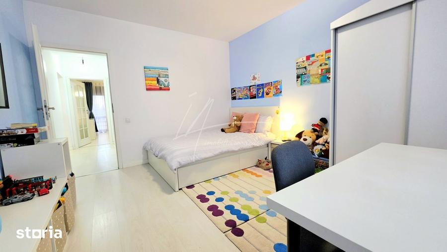Apartament cu 3 camere, mobilat în Central