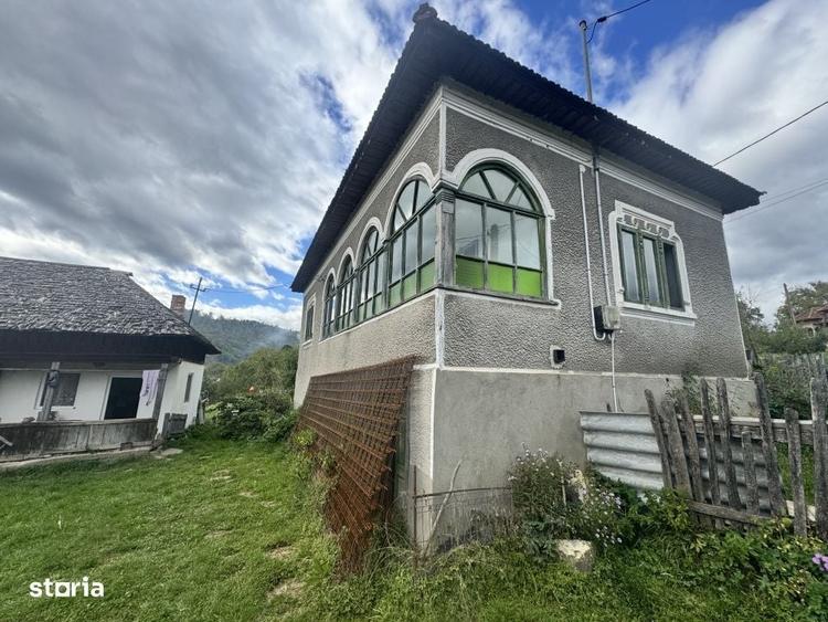 Casă cu 2 camere în Cândești