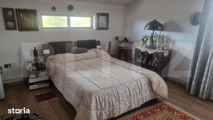 Casă cu 8 camere cu Teren 28000 Mp în Ceptura
