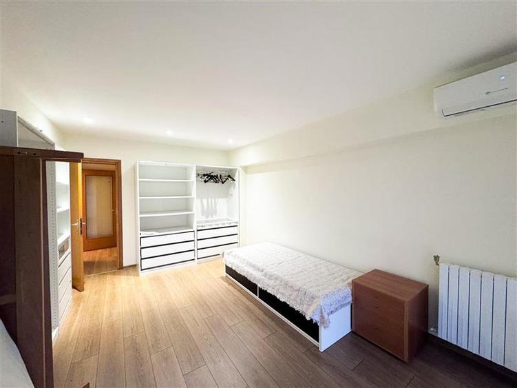 Apartament cu 3 camere semidecomandat, mobilat în Floreasca