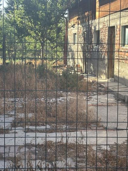 Casă individuală cu 3 camere cu Canalizare în Dumbrăvița