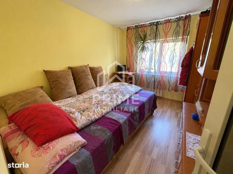 Apartament cu 3 camere decomandat în Ampoi 3