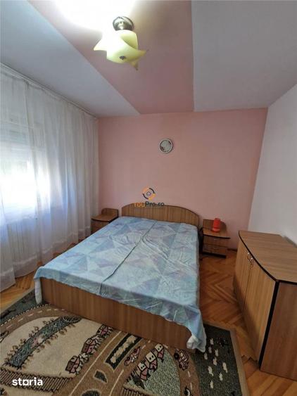 Apartament cu 2 camere decomandat în Steaua