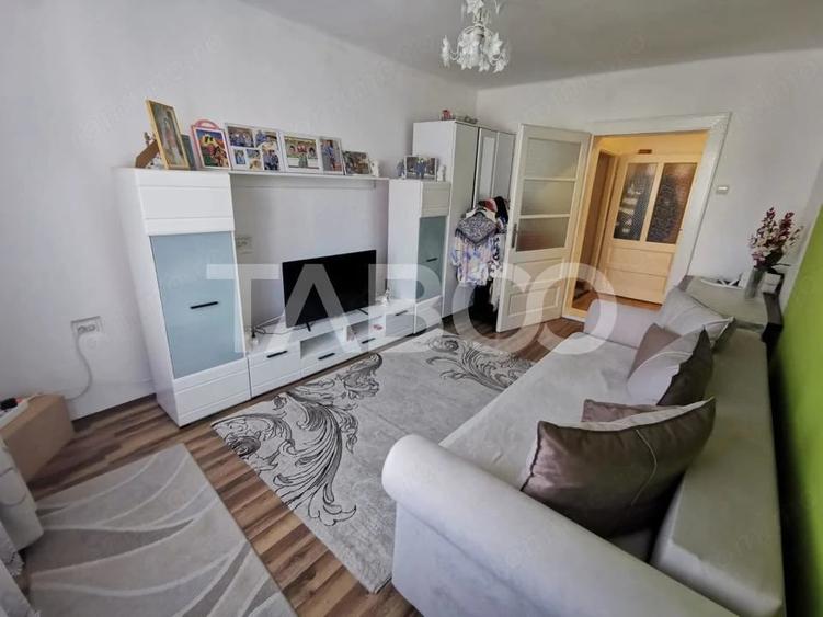 Casă cu 5 camere cu Teren 687 Mp în Central