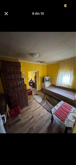 Casă cu 3 camere cu Teren 1000 Mp în Central