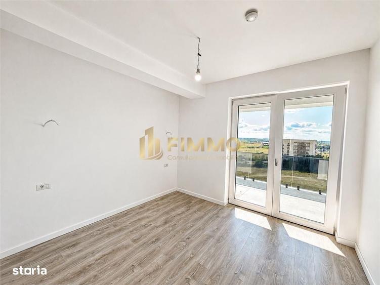 Apartament cu 3 camere decomandat în Sfântu Ilie