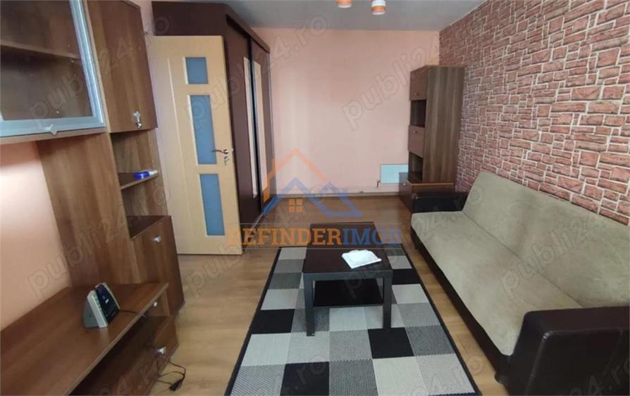 Apartament cu 2 camere decomandat, mobilat în Mărgeanului