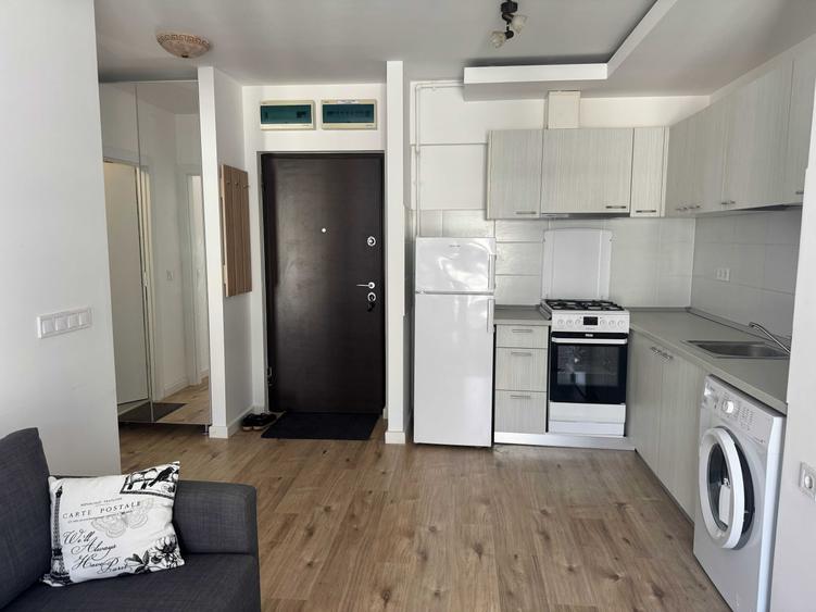 Apartament cu 2 camere decomandat în Pipera