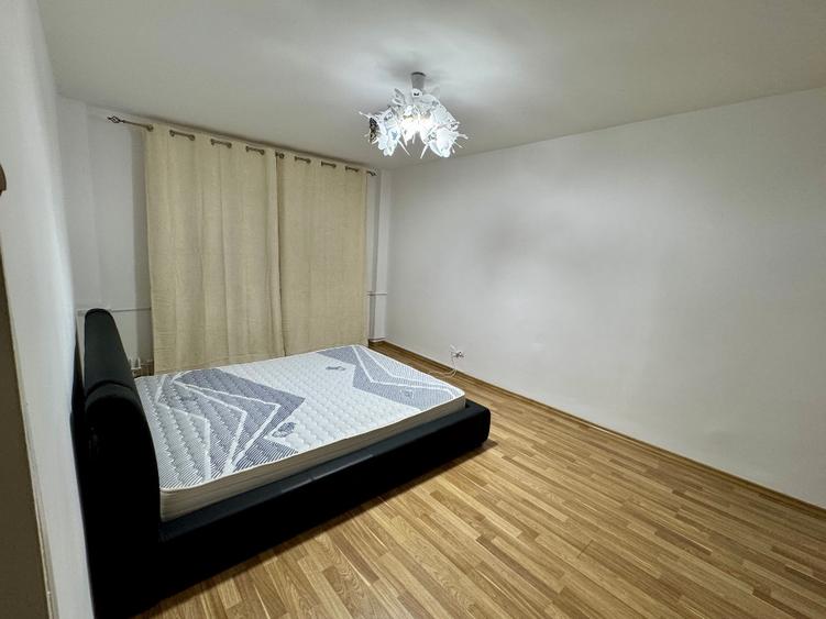 Apartament cu 3 camere decomandat în Gorjului