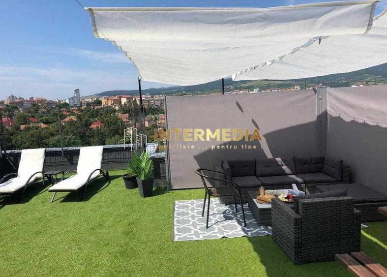 Apartament cu 3 camere, mobilat în Tolstoi