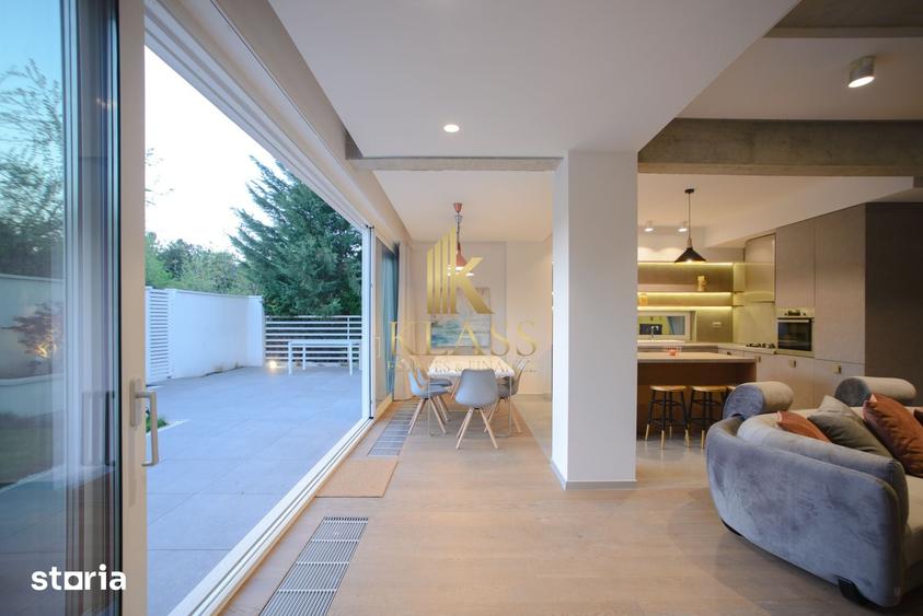Apartament cu 4 camere în Băneasa