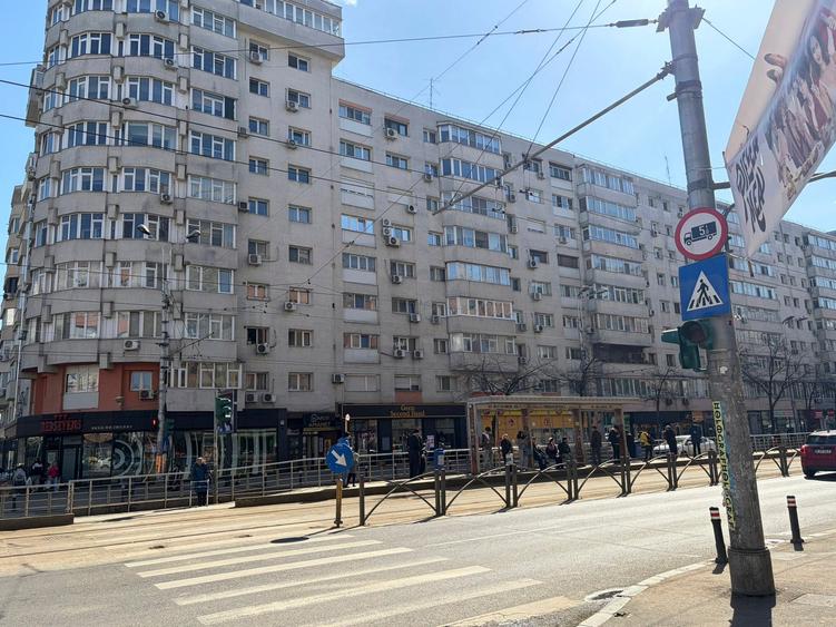 Spațiu comercial, de 54 mp, în Bucur Obor