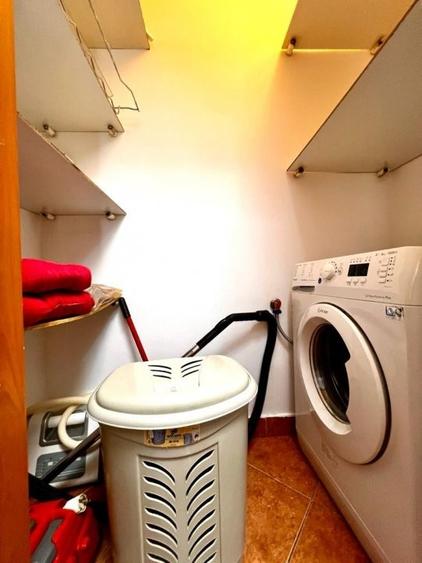 Apartament cu 2 camere decomandat, mobilat în P-ța Unirii