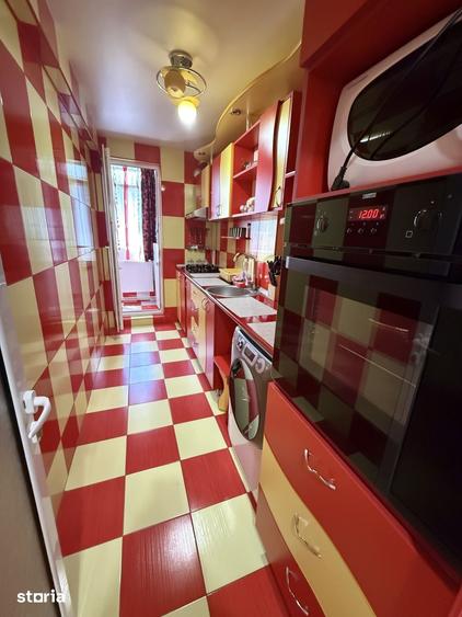 Apartament cu 2 camere decomandat în Micro 21