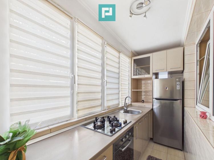 Apartament cu 3 camere decomandat, mobilat în Cantemir