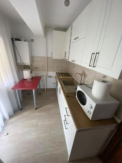Apartament cu 3 camere decomandat în Turda