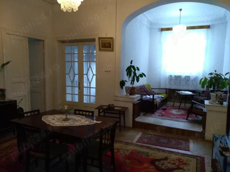 Spațiu comercial, de 150 mp, în Central