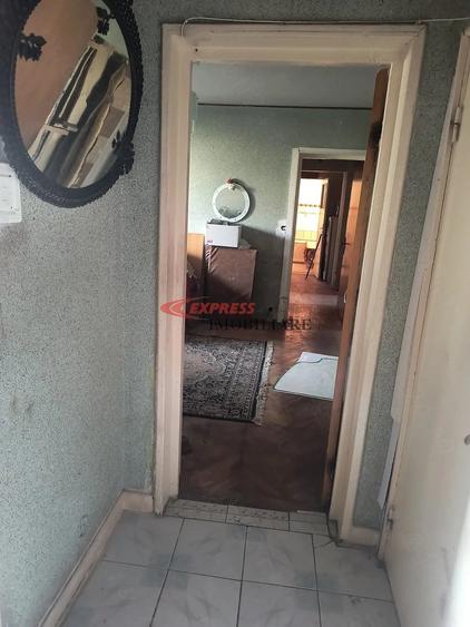 Apartament cu 3 camere semidecomandat în Liviu Rebreanu