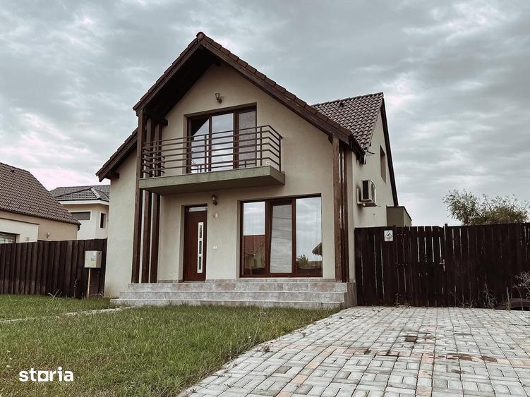 Casă cu 4 camere cu Teren 250 Mp în Central