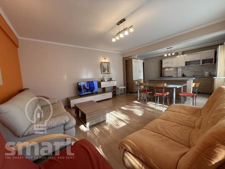 Apartament cu 3 camere semidecomandat, mobilat în Gheorgheni