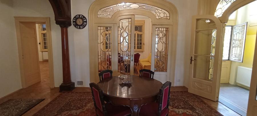 Casă individuală cu 5 camere cu Canalizare în Șerban Vodă