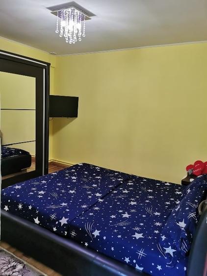 Casă individuală cu 3 camere cu Canalizare în Central