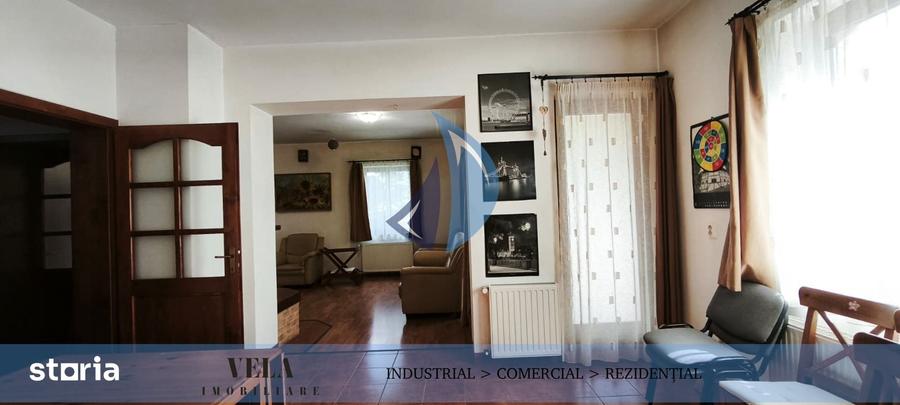 Casă cu 5 camere cu Teren 900 Mp în Sângeorgiu de Mureș