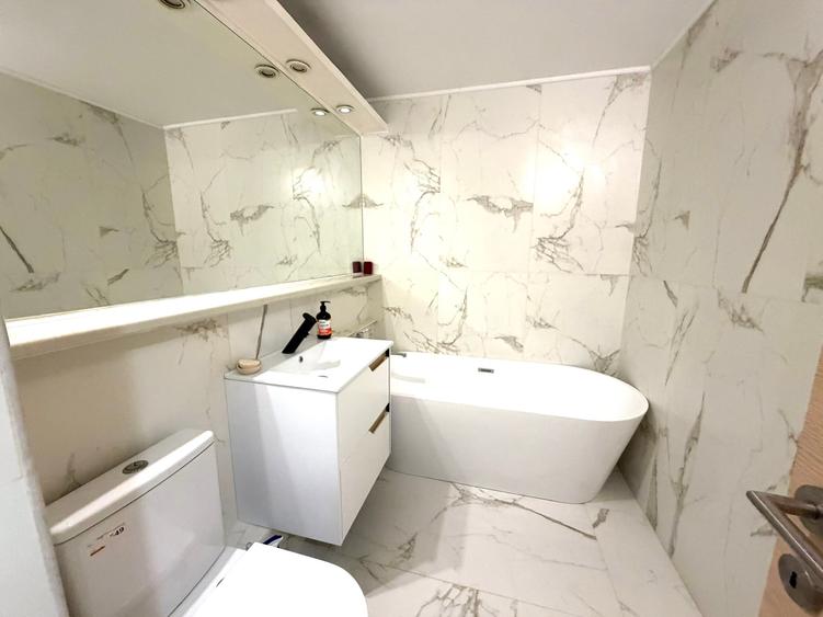 Apartament cu 2 camere decomandat în Colentina
