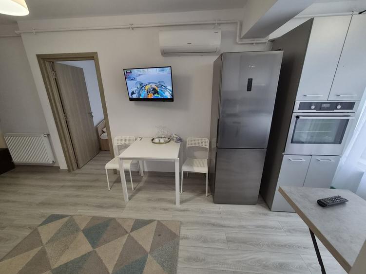 Apartament cu 2 camere decomandat în Păcurari