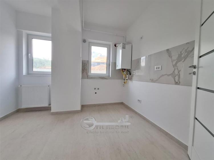 Apartament cu 3 camere decomandat în Galata