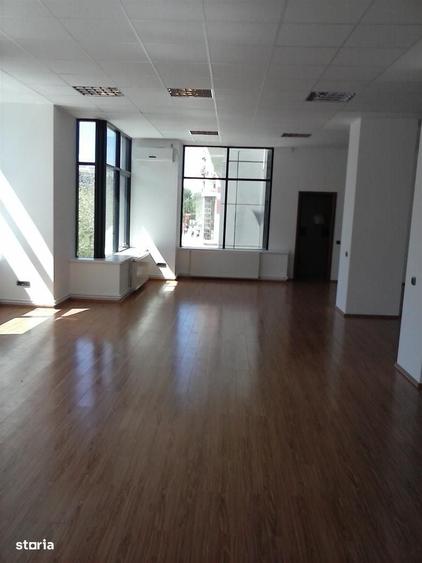 Spațiu comercial, de 65 mp, în Unirii