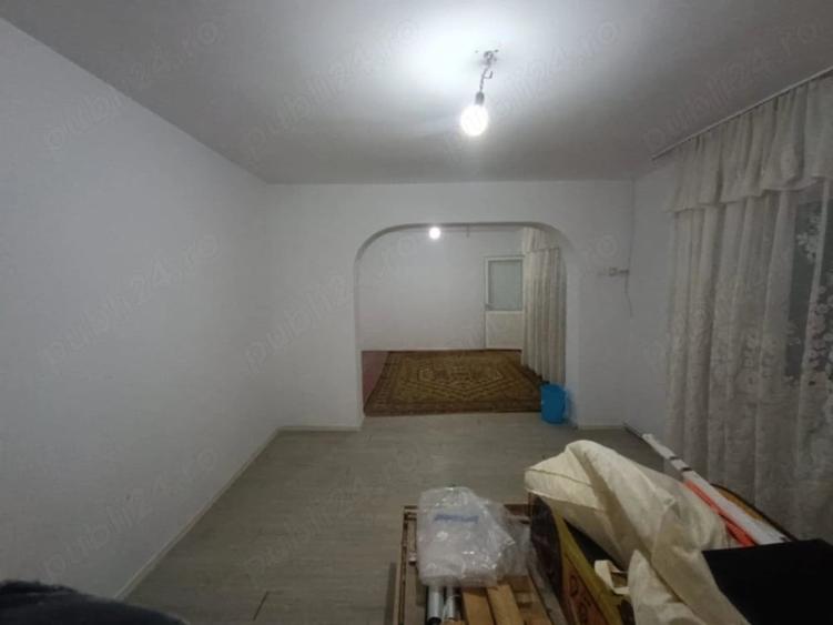 Casă cu 3 camere cu Teren 500 Mp în Cumpăna
