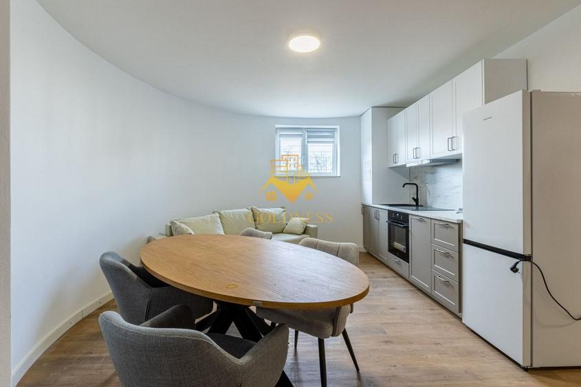 Apartament cu 2 camere semidecomandat, mobilat în Europa