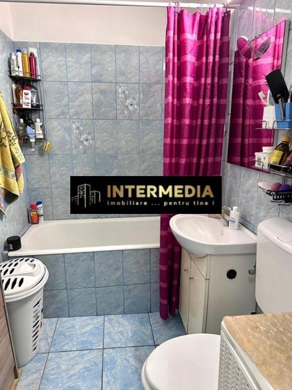 Garsonieră decomandată în Cetate