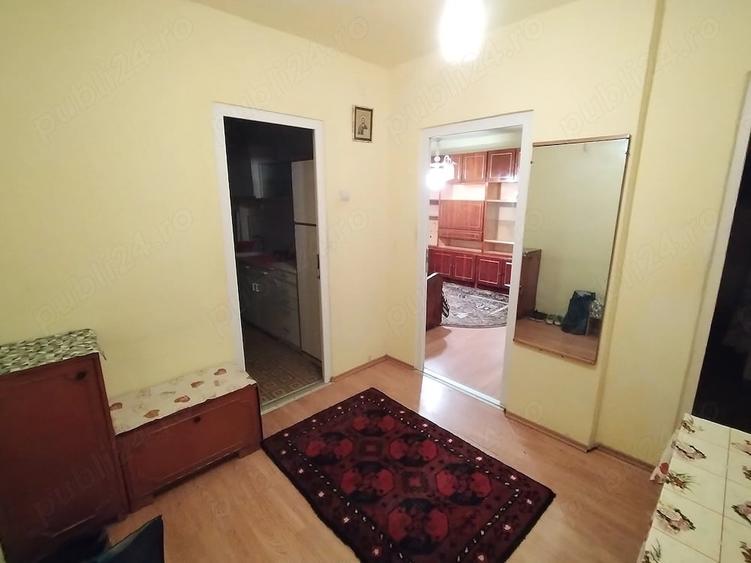 Apartament cu 2 camere decomandat în Decebal