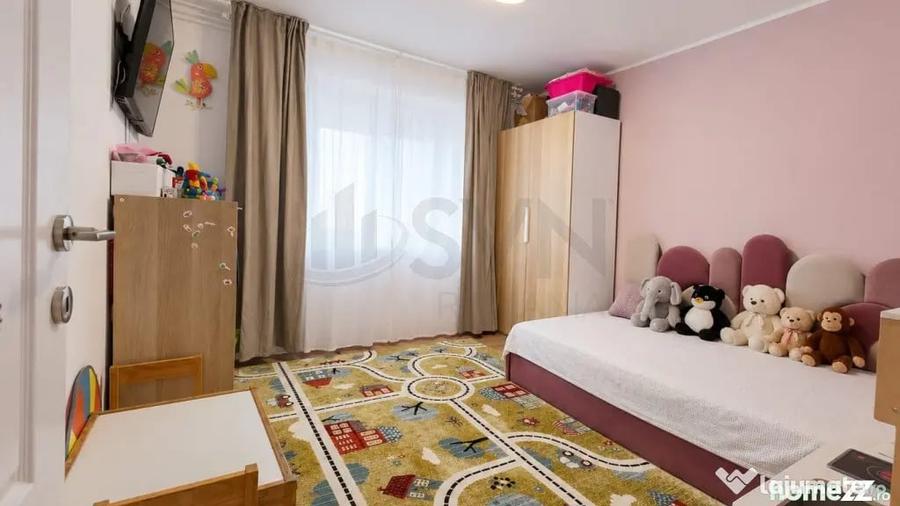 Apartament cu 4 camere decomandat în Nerva Traian