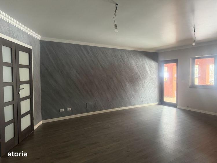 Casă cu 4 camere în Gura Văii