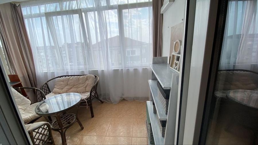 Apartament cu 3 camere decomandat în Nufărul