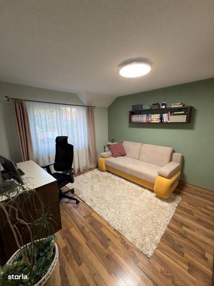 Casă cu 4 camere cu Teren 250 Mp în Șega