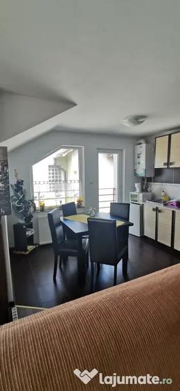 Apartament cu 3 camere decomandat în Unirea