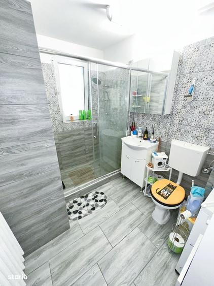 Casă cu 4 camere cu Teren 998 Mp în Central
