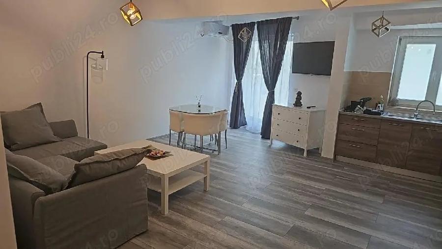 Apartament cu 2 camere decomandat în Colentina