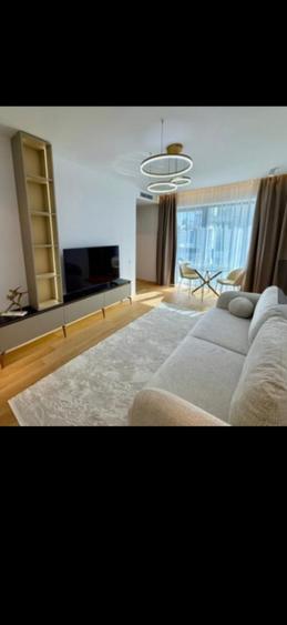Apartament cu 2 camere semidecomandat în Floreasca